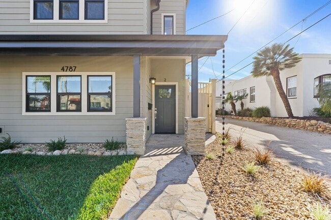 Photo - 4787 Panorama Dr