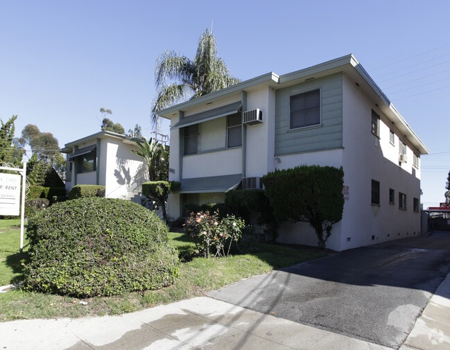 Building Photo - 4460 Ensign Ave Rental
