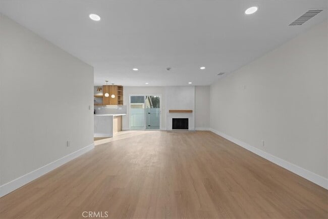 Photo - 23217 Anza Ave