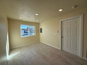 Photo - R71300 Unit A