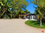 Photo - 885 Montecito Dr