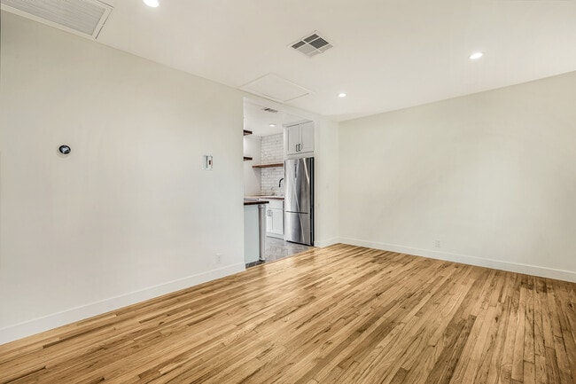 Photo - 654 Ozone St, Santa Monica, CA 90405