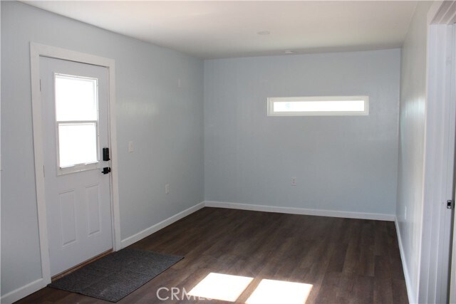Photo - 5776 Katherine St