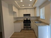 Photo - 955 W Devonshire Ave Unit B