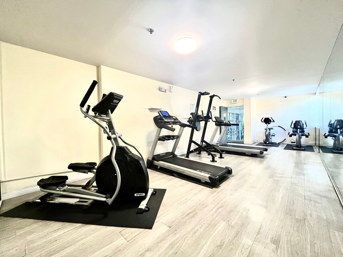 Photo - Lafayette Towers Apartment