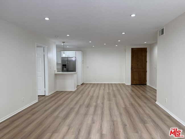 Photo - 8601 Falmouth Ave Unit 208