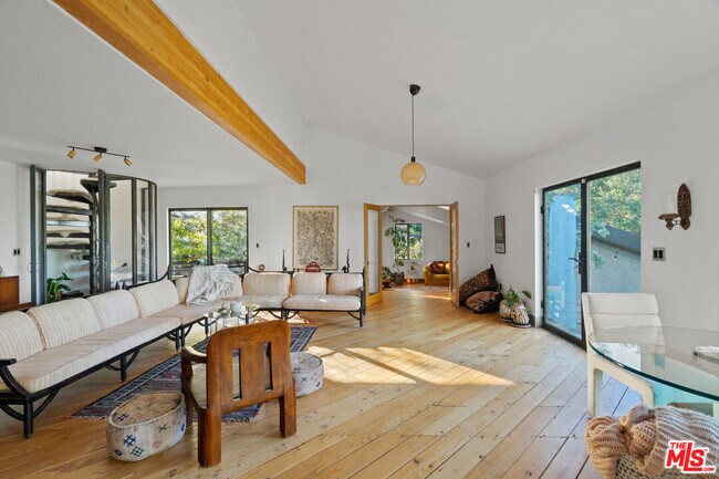 Photo - 20784 Medley Ln