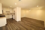 Photo - Remodeled 2+1 Upstairs Parkside Condo