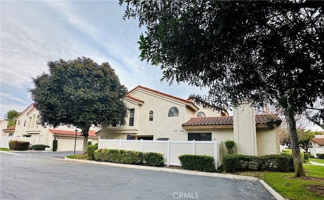 Photo - 22933 Estoril Dr