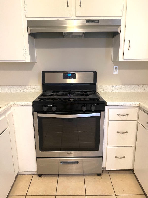 Photo - 562 Silverwood Ave