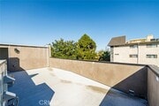 Photo - 14944 Moorpark St