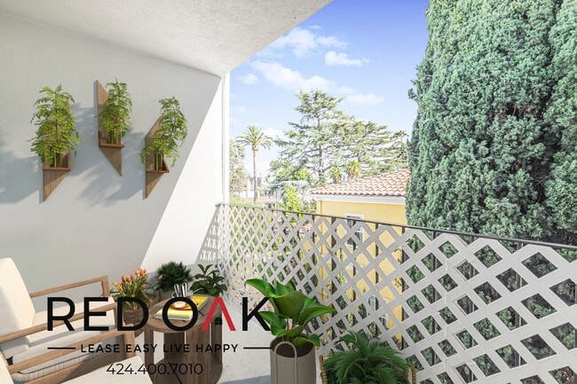 Photo - 1909 Buckingham Rd Unit 12