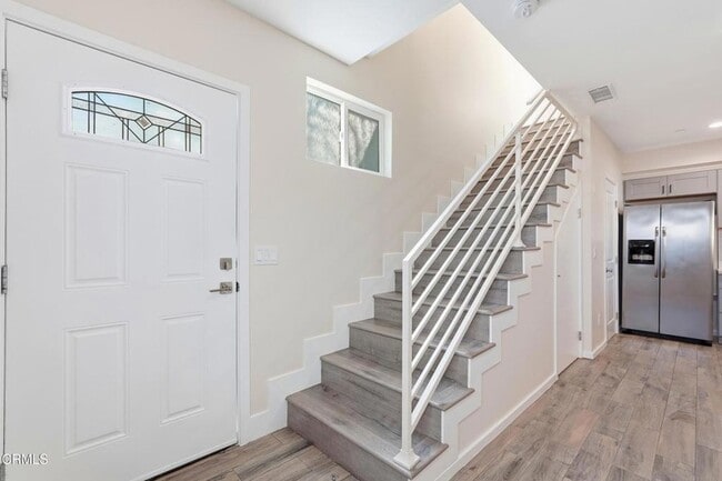 Photo - 6721 1/2 Vineland Avenue Unit