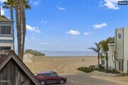 Photo - 104 La Brea St