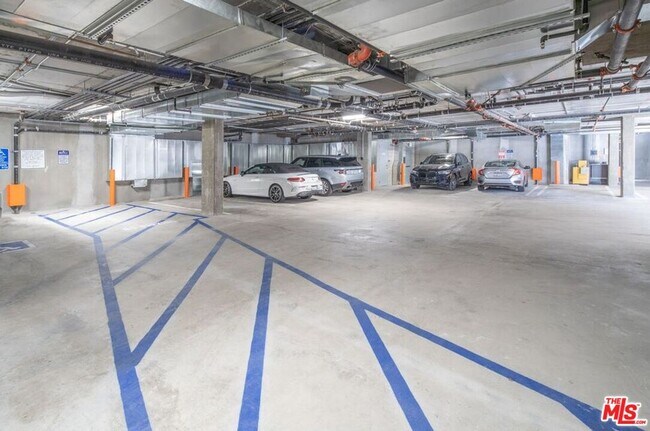 Photo - 3672 Jasmine Ave Unit 102