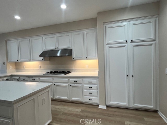 Photo - 16 Brigmore Aisle