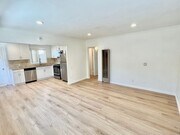 Photo - 2 bed 1 bath Apt in North Park Area Unit 4141