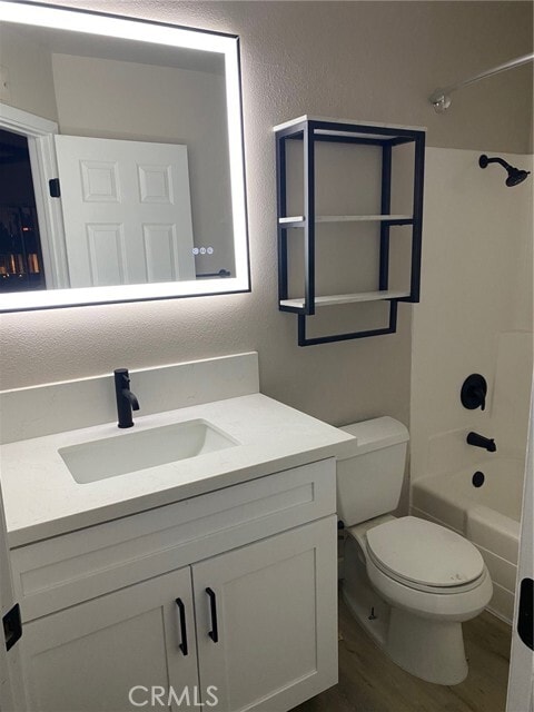 Photo - 7730 Saranac Pl