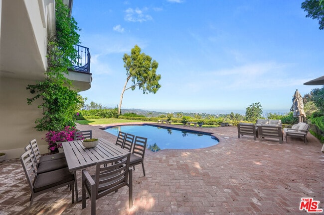 Photo - 10814 Savona Rd