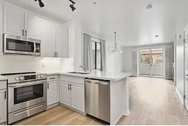 Building Photo - 1601 India St Unit #216