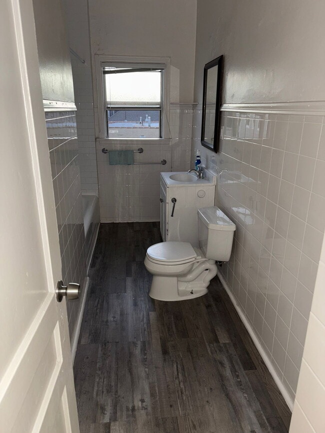 Photo - 1906 W 23rd St Unit 1906 w 23rd st Los Angele