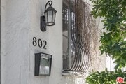 Photo - 802 N Sweetzer Ave Apartment