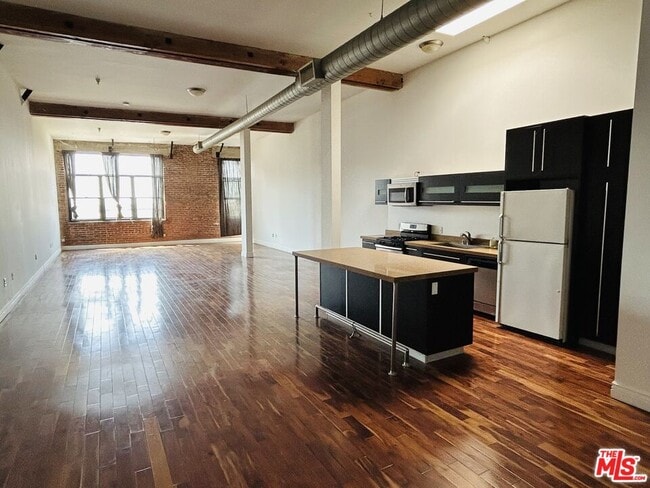 Photo - 652 Mateo St Condo Unit 306