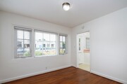 Photo - *OPEN HOUSE: 9/21 10-11AM* 2BD/1BA in La J... Unit 07