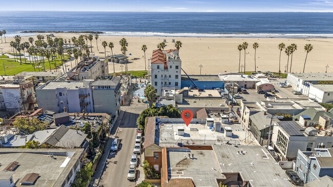 Photo - 21 Westminster Ave