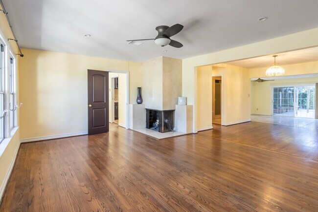 Photo - 6641 Murietta Ave