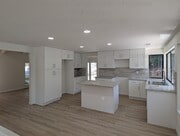 Photo - 289 S Solomon Dr