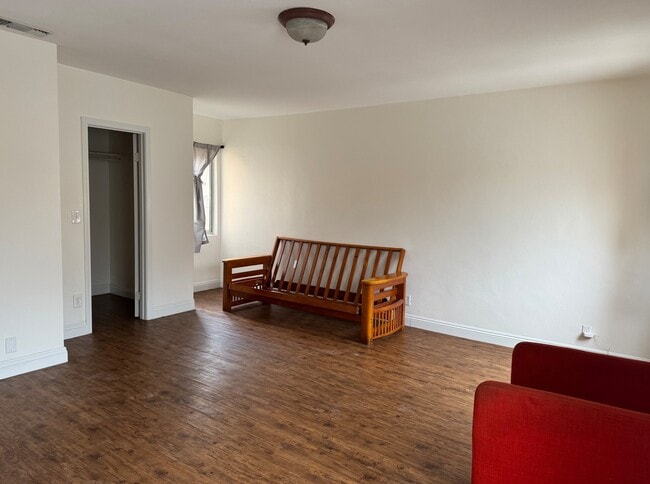 Building Photo - 903 Hershey Ave Rental