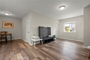 Photo - 217 E Carroll Ave