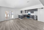 Photo - 14918 Wyandotte St Townhome