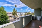 Photo - 350 S Hobart Blvd Apartment Unit 5