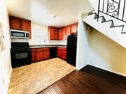 Photo - 1154 Bellevue Ave Apartments