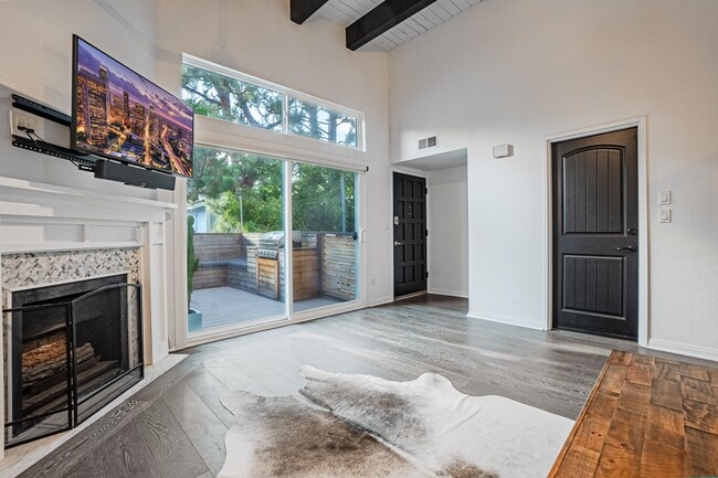 Photo - 1906 Grant Ave