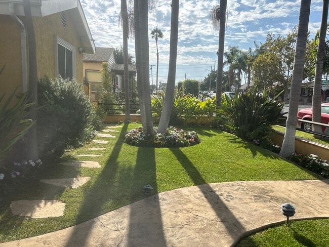 Photo - 2820 W 154th St