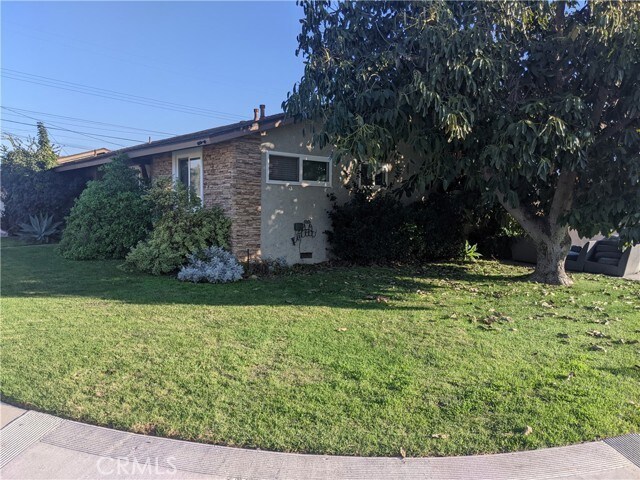 Photo - 202 S Agate St