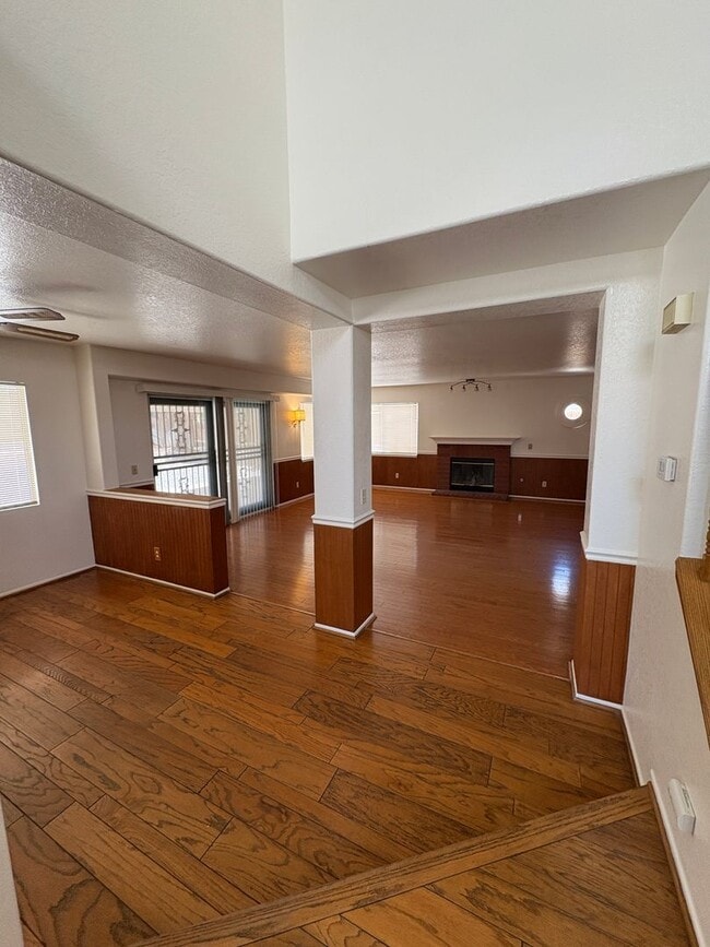 Photo - 14333 La Crescenta Ave
