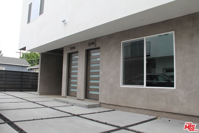 Building Photo - 5242 Tilden Ave Unit 5244