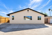 Photo - 223 N B St