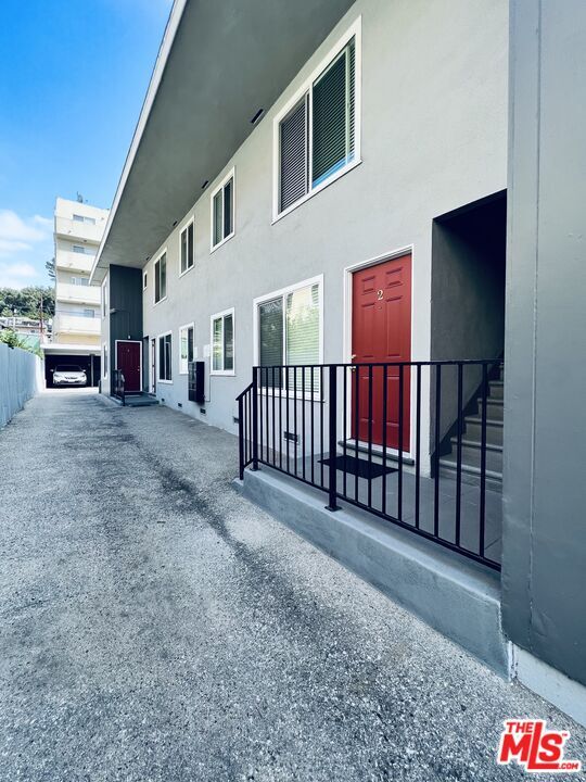 Photo - 1618 N Kenmore Ave Unit 3