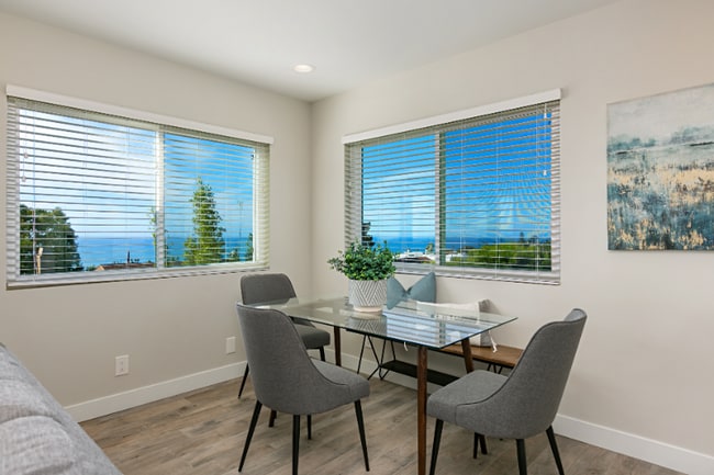 Photo - 2148 Glasgow Ave