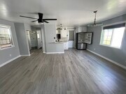 Photo - 610 W Manor Dr