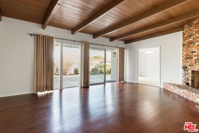 Photo - 7515 W 88th St