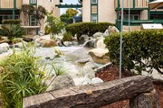 Courtyard and Grill - Robin Meadows Garden Grove
