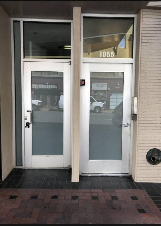 Photo - 1055 6th Ave