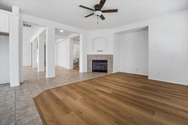 Photo - 1123 E Pennsylvania Ave