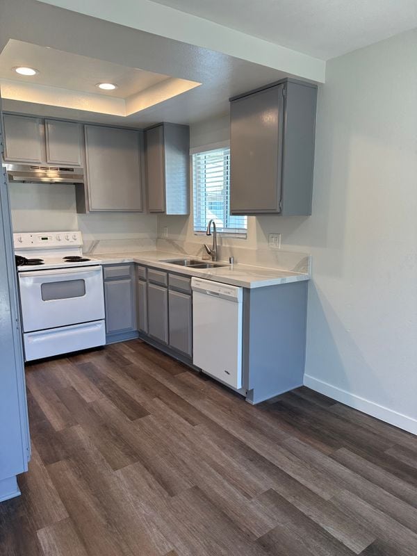 Photo - 5238 Hayter Ave